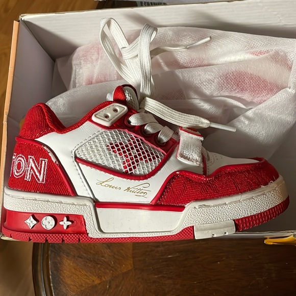 LOUIS VUITTON BOYS SIZE 29(11) WHITE/RED SNEAKERS - Picture 1 of 6